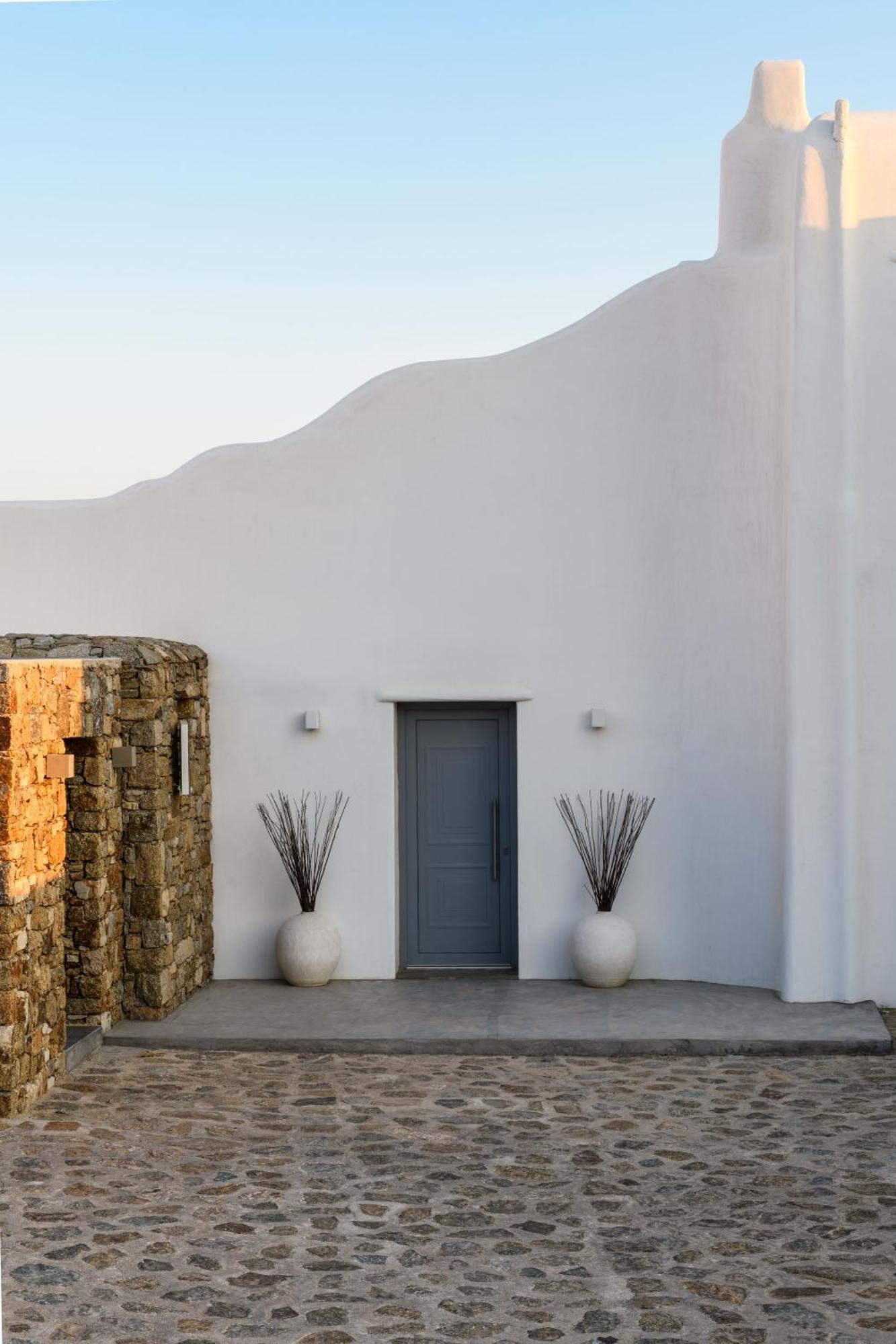 Villa Angelika/Pink Pelikan By The Beach Mykonos Town Exterior photo